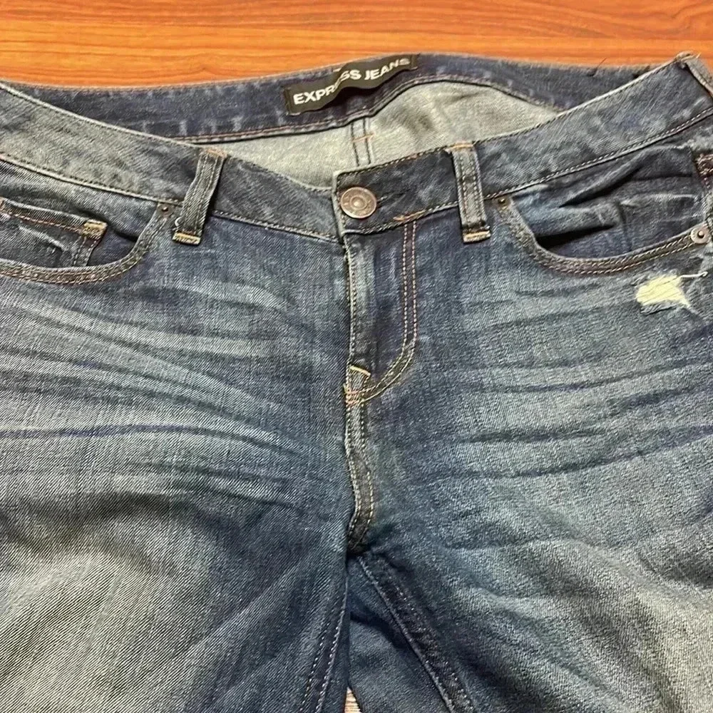 Express tapered boyfriend distressed ankle jeans